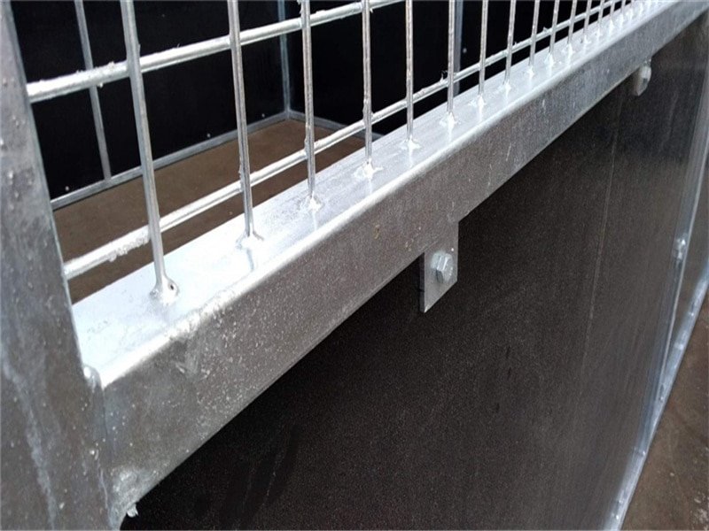 Hot-Dip Galvanization vs. Powder Coat: Which Stable Finish Lasts 20 Years?