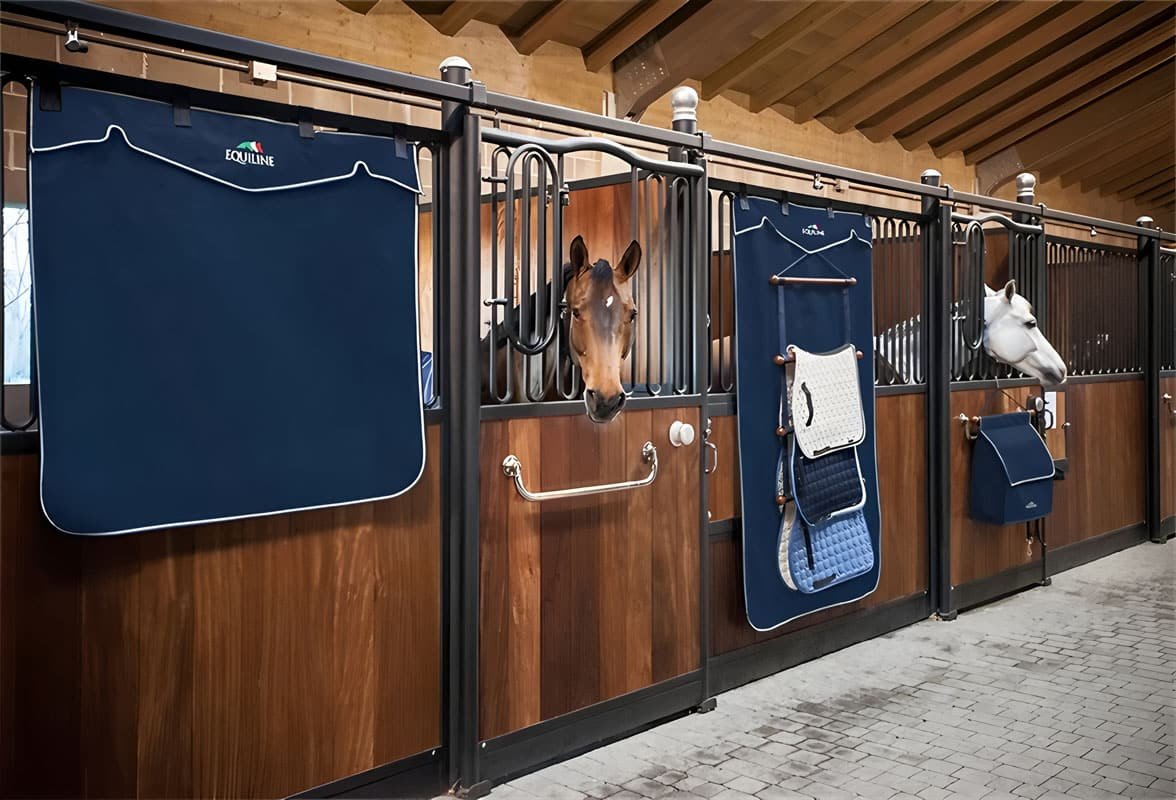 portable horse stables