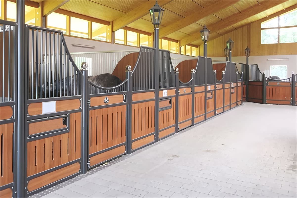 portable horse stables