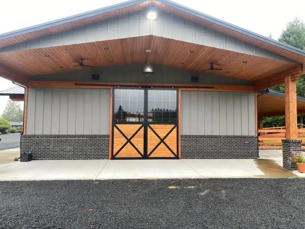 Choosing the Best Siding for Your Horse Stable Exterior (5)